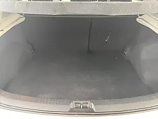 Used 2010 Nissan Qashqai Tekna White - Interior and Exterior details 19