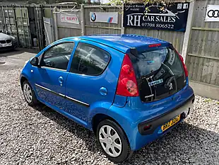 Used 2010 Peugeot 107 Urban Blue - Interior and Exterior details 12