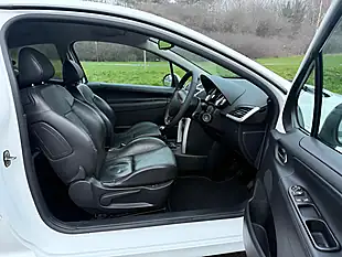 Used 2010 Peugeot 207 Allure White - Interior and Exterior details 10