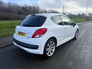 Used 2010 Peugeot 207 Allure White - Interior and Exterior details 2