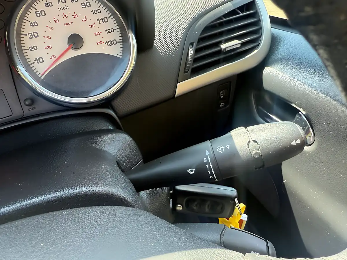 Used 2010 Peugeot 207 Cc Allure Black - Interior and Exterior details 16