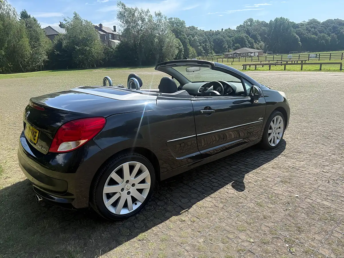 Used 2010 Peugeot 207 Cc Allure Black - Interior and Exterior details 6