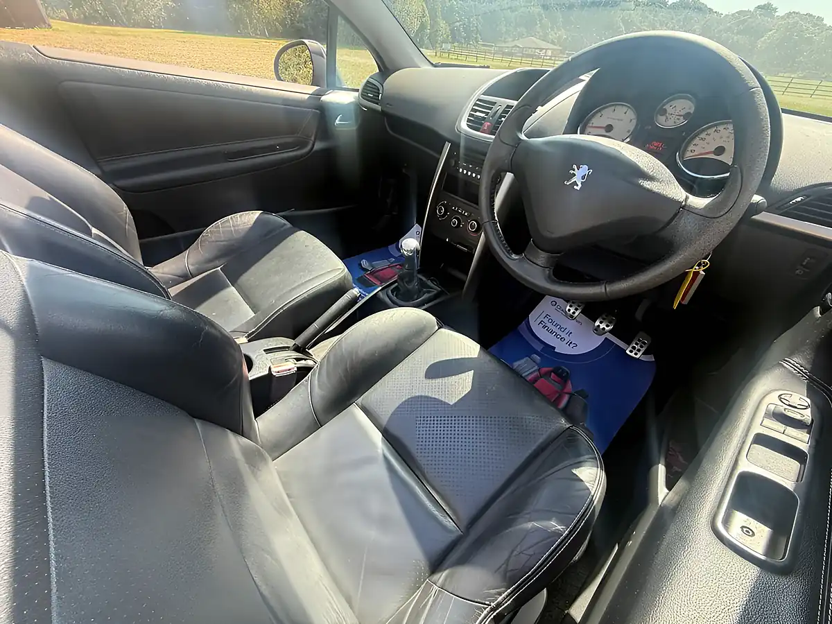 Used 2010 Peugeot 207 Cc Allure Black - Interior and Exterior details 7