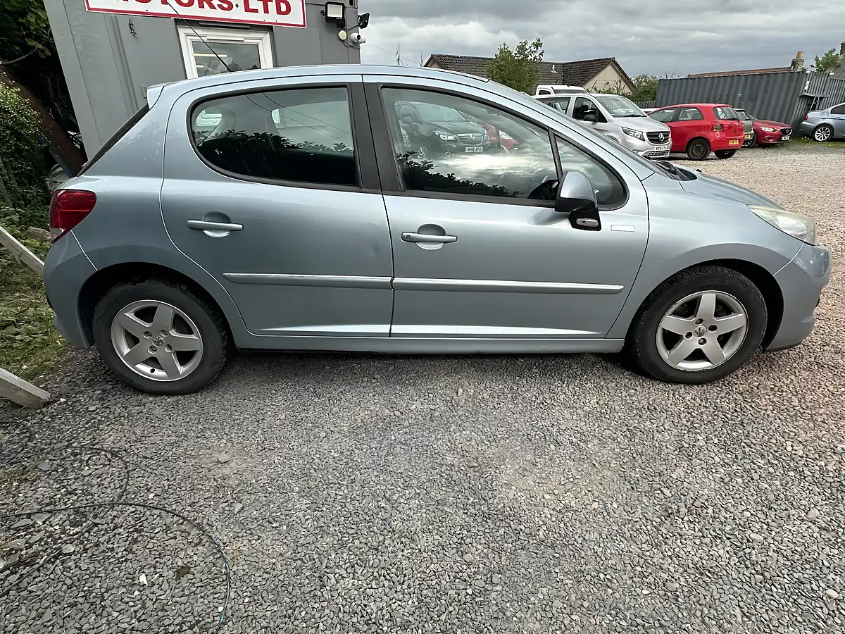 Used 2010 Peugeot 207 Millesim Blue - Interior and Exterior details 13