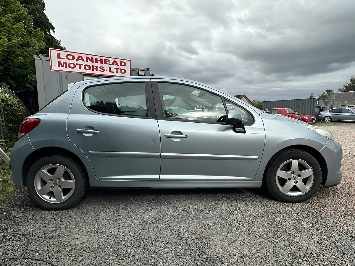 Used 2010 Peugeot 207 Millesim Blue - Interior and Exterior details 14