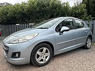 Used 2010 Peugeot 207 Millesim Blue - Interior and Exterior details 6
