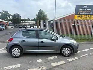 Used 2010 Peugeot 207 S Grey - Interior and Exterior details 12