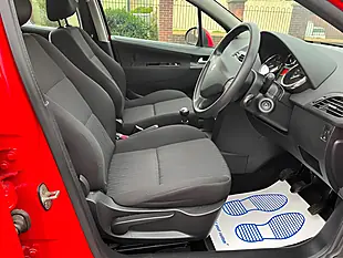 Used 2010 Peugeot 207 Urban Flamenco Red - Interior and Exterior details 14
