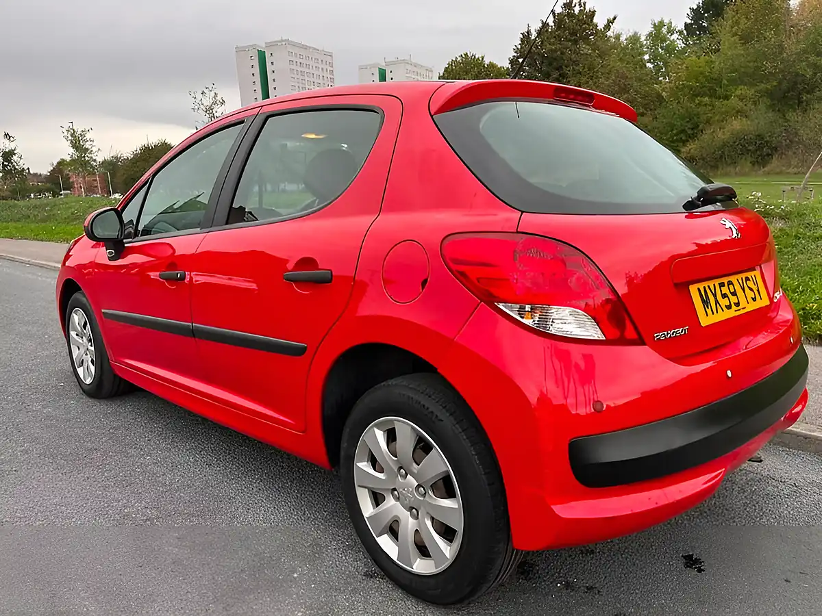 Used 2010 Peugeot 207 Urban Flamenco Red - Interior and Exterior details 3