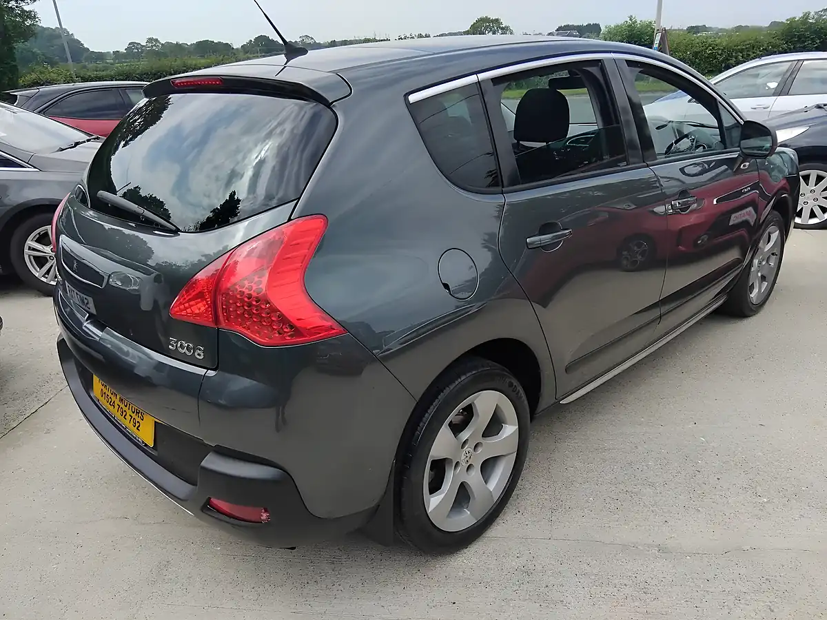Used 2010 Peugeot 3008 Exclusive Grey - Interior and Exterior details 13