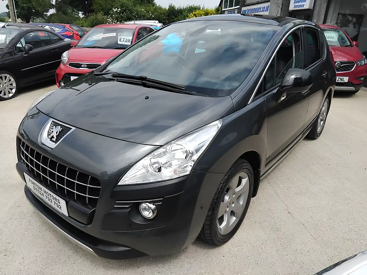 Used 2010 Peugeot 3008 Exclusive Grey - Interior and Exterior details 4