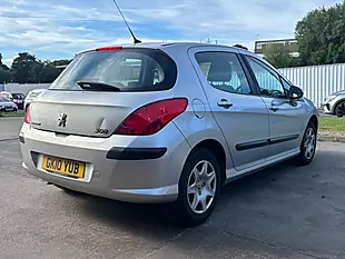 Used 2010 Peugeot 308 S Silver - Interior and Exterior details 7