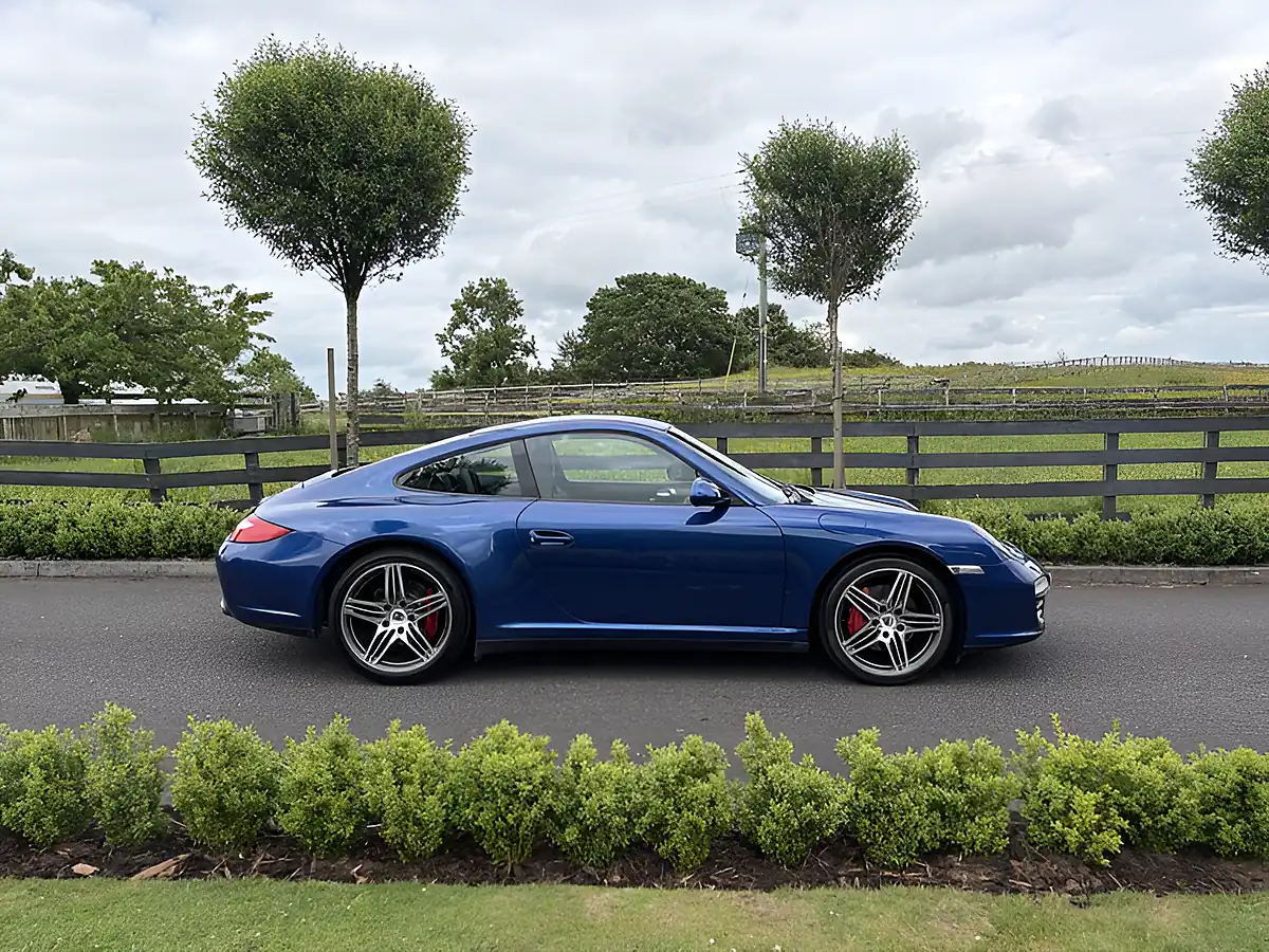 Used 2010 Porsche 911 Carrera 4S Aqua Blue Metallic - Front View
