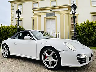 Used 2010 Porsche 911 Carrera 4S White - Interior and Exterior details 10
