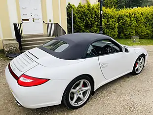 Used 2010 Porsche 911 Carrera 4S White - Interior and Exterior details 12