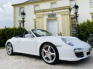 Used 2010 Porsche 911 Carrera 4S White - Interior and Exterior details 17