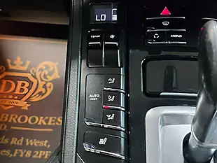 Used 2010 Porsche Cayenne Tiptronic Black - Interior and Exterior details 16