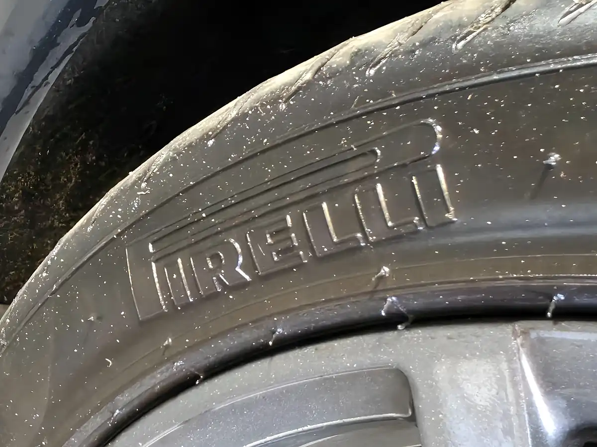 Used 2010 Porsche Cayenne Tiptronic Black - Interior and Exterior details 18