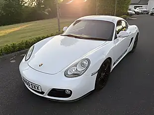 Used 2010 Porsche Cayman Gen2 Coupe Carrera White - Interior and Exterior details 8