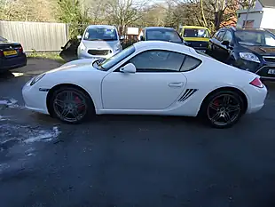 Used 2010 Porsche Cayman S Coupe White - Interior and Exterior details 6