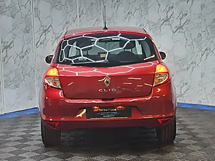 Used 2010 Renault Clio Initiale Tomtom Red - Interior and Exterior details 4