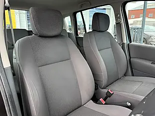 Used 2010 Renault Grand Modus Dynamique Auto Black - Interior and Exterior details 12