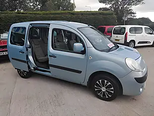 Used 2010 Renault Kangoo Expression Blue - Interior and Exterior details 11