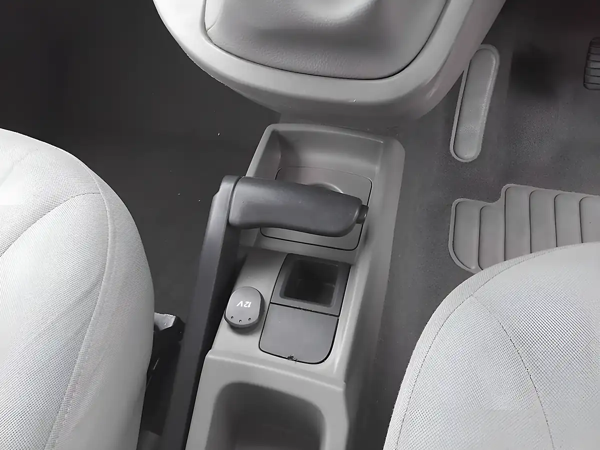 Used 2010 Renault Kangoo Expression Blue - Interior and Exterior details 13