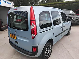 Used 2010 Renault Kangoo Expression Blue - Interior and Exterior details 8