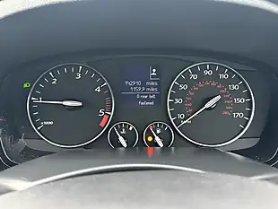 Used 2010 Renault Laguna Tomtom Edition Grey - Interior and Exterior details 16