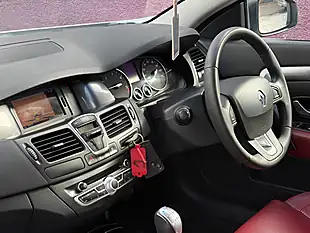 Used 2010 Renault Laguna Tomtom Edition White - Interior and Exterior details 19
