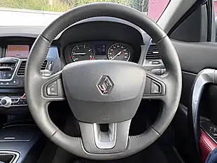 Used 2010 Renault Laguna Tomtom Edition White - Interior and Exterior details 20