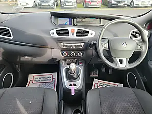 Used 2010 Renault Scenic Dynamique Tom-Tom Red - Interior and Exterior details 7
