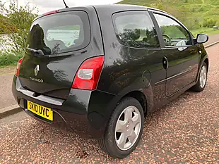 Used 2010 Renault Twingo Dynamique Black - Interior and Exterior details 11