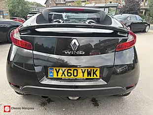 Used 2010 Renault Wind Dynamique S Black - Interior and Exterior details 9