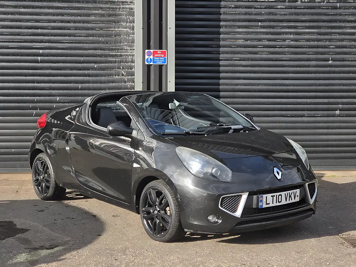 Used 2010 Renault Wind Dynamique S Black - Front View