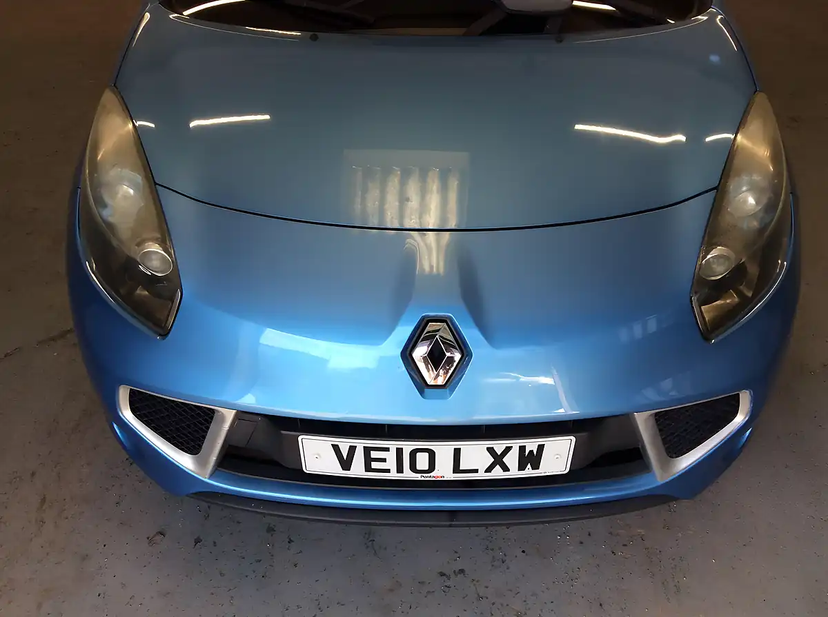 Used 2010 Renault Wind Dynamique S Blue - Interior and Exterior details 13