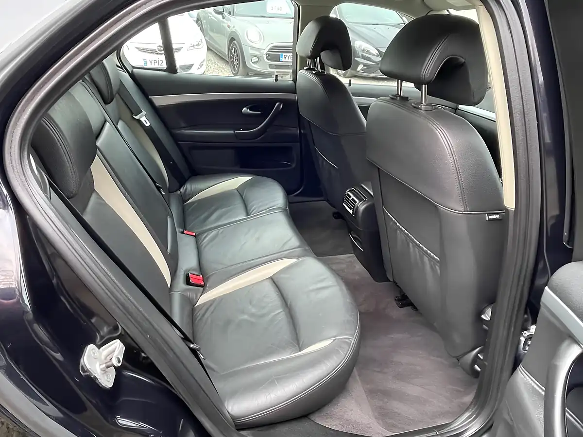 Used 2010 Saab 9-3 Aero Black - Interior and Exterior details 15