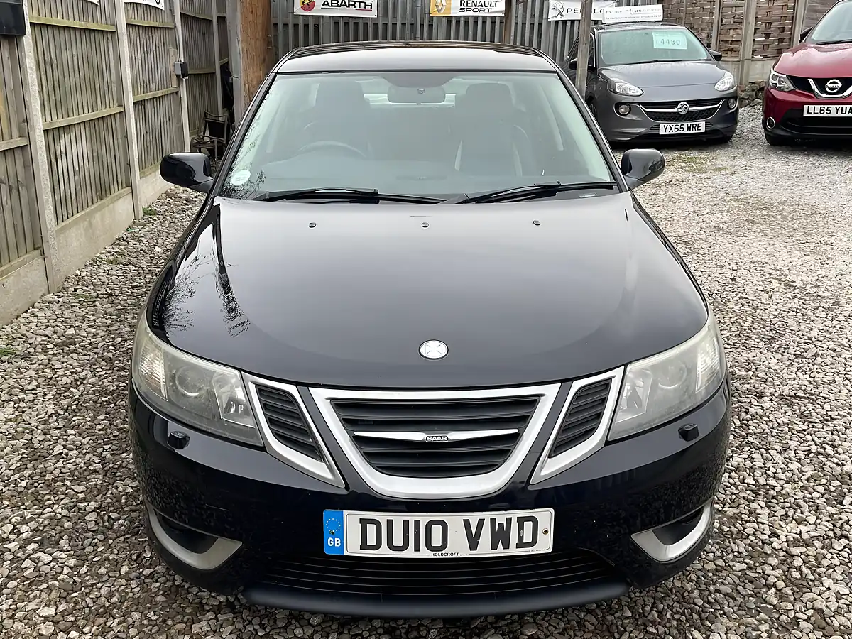 Used 2010 Saab 9-3 Aero Black - Interior and Exterior details 8