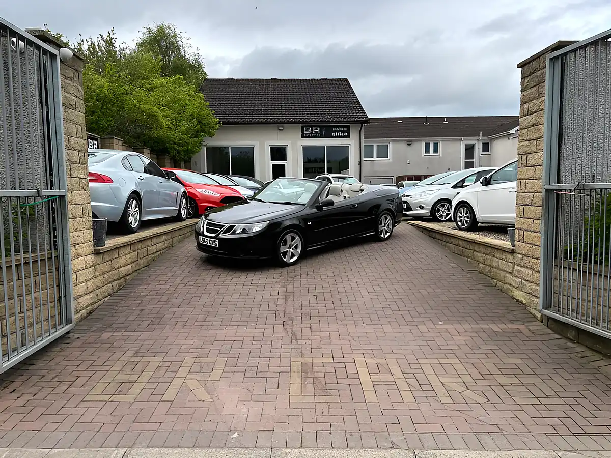 Used 2010 Saab 9-3 Linear Se Black - Interior and Exterior details 5