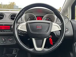 Used 2010 SEAT Ibiza Sport Coupe Black - Interior and Exterior details 10