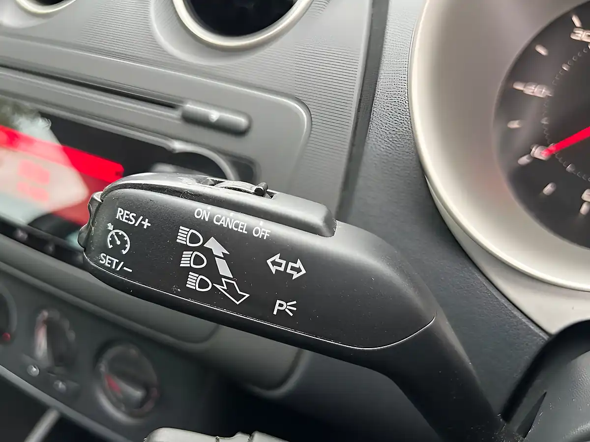 Used 2010 SEAT Ibiza Sport Coupe Black - Interior and Exterior details 11