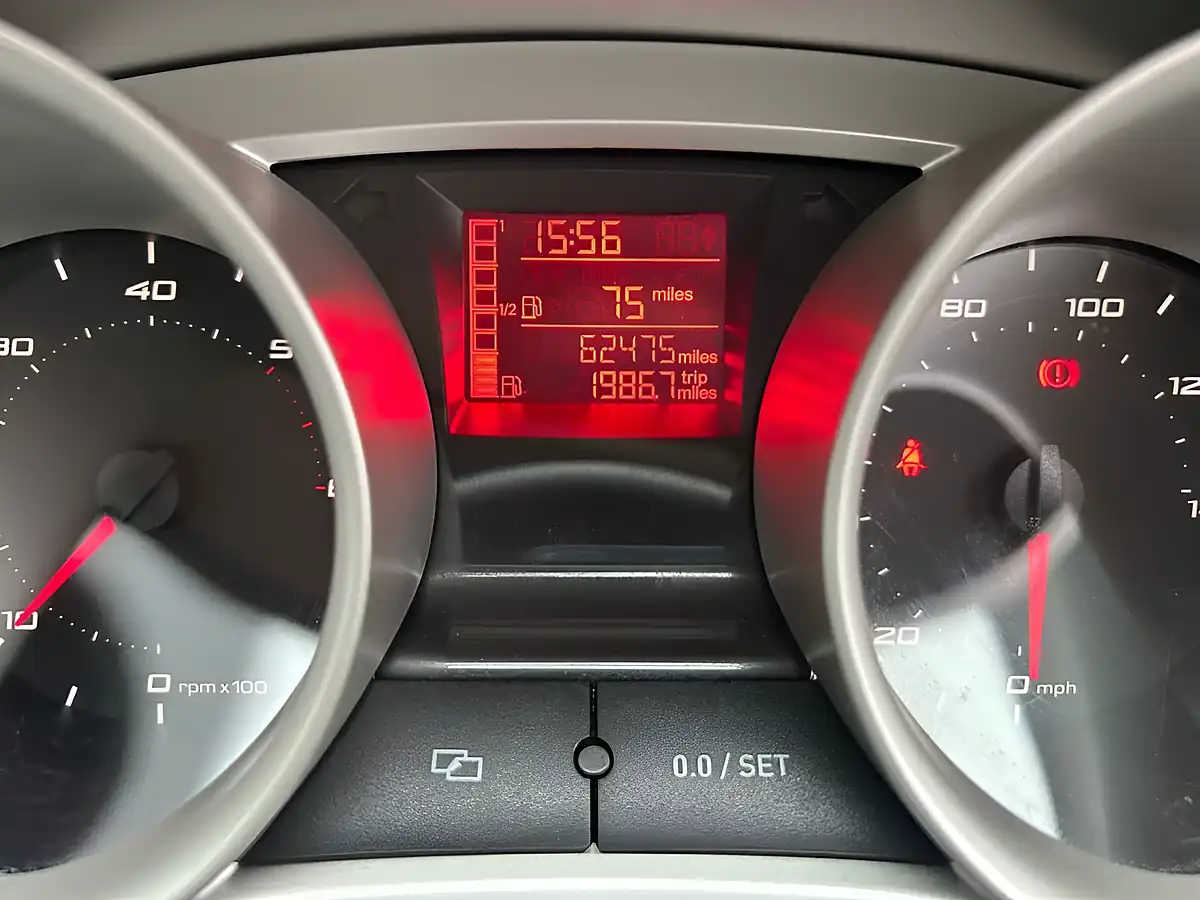 Used 2010 SEAT Ibiza Sport Coupe Black - Interior and Exterior details 12