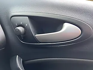 Used 2010 SEAT Ibiza Sport Coupe Black - Interior and Exterior details 14