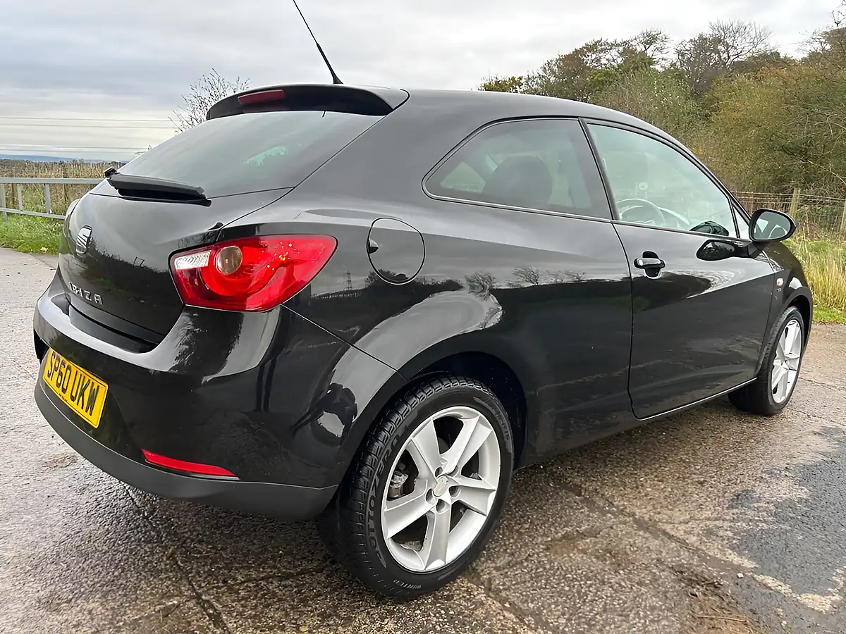 Used 2010 SEAT Ibiza Sport Coupe Black - Interior and Exterior details 3