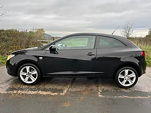Used 2010 SEAT Ibiza Sport Coupe Black - Interior and Exterior details 5