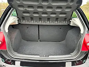 Used 2010 SEAT Ibiza Sport Coupe Black - Interior and Exterior details 9