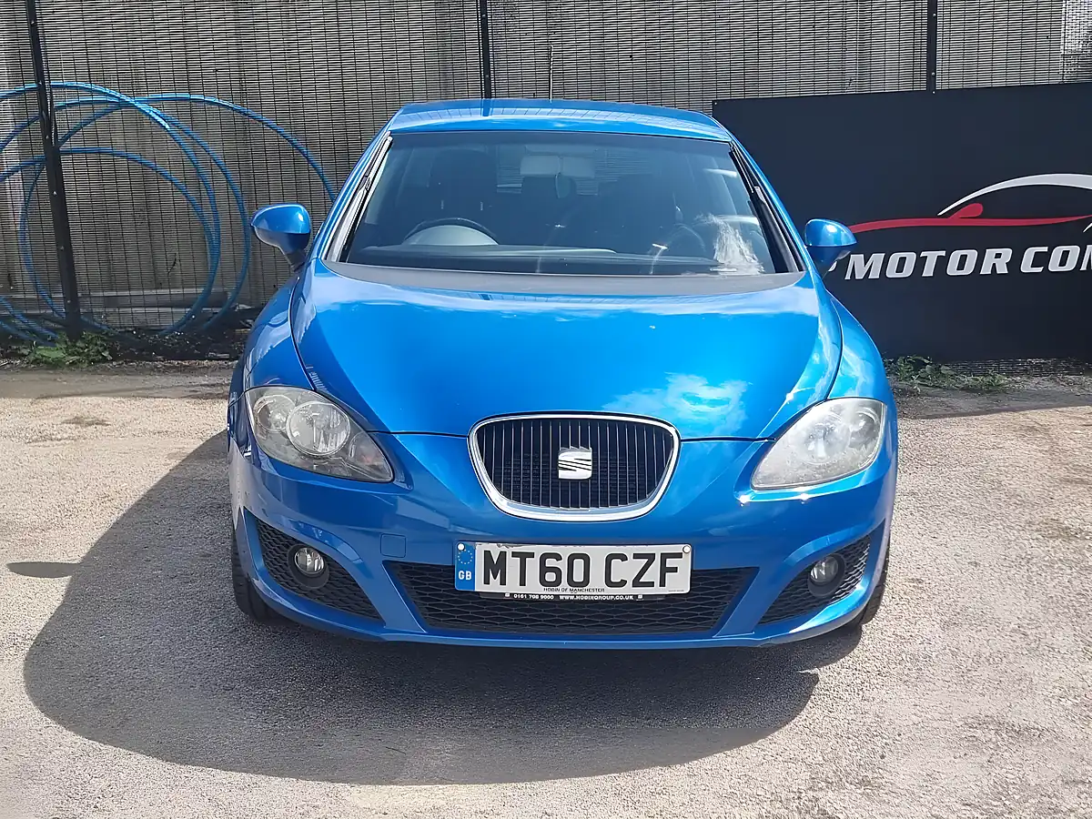 Used 2010 SEAT Leon Sport Blue - Interior and Exterior details 2