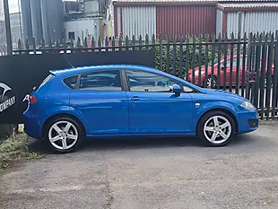 Used 2010 SEAT Leon Sport Blue - Interior and Exterior details 5
