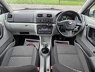 Used 2010 Skoda Fabia Se White - Interior and Exterior details 12